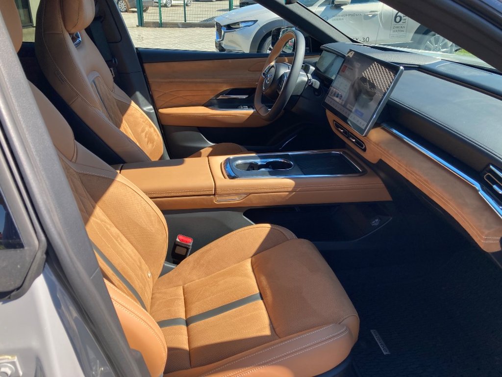 Mazda 6e