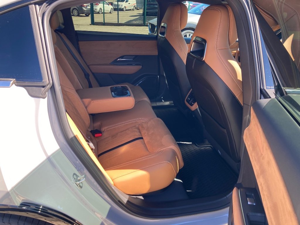 Mazda 6e