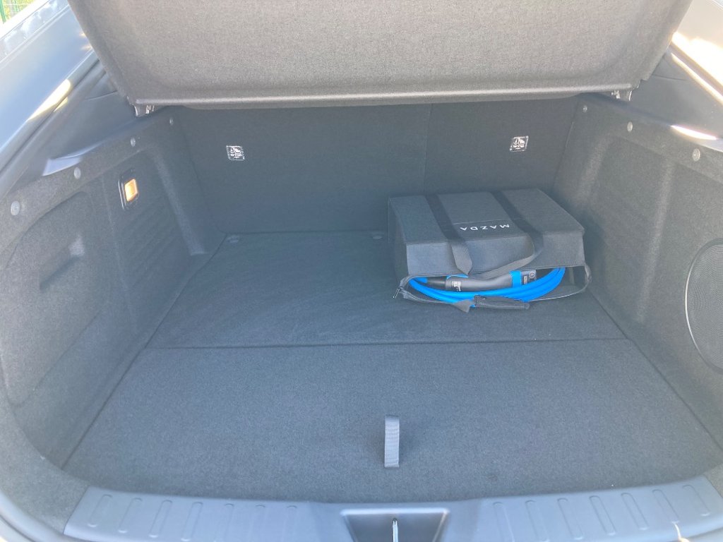 Mazda 6e