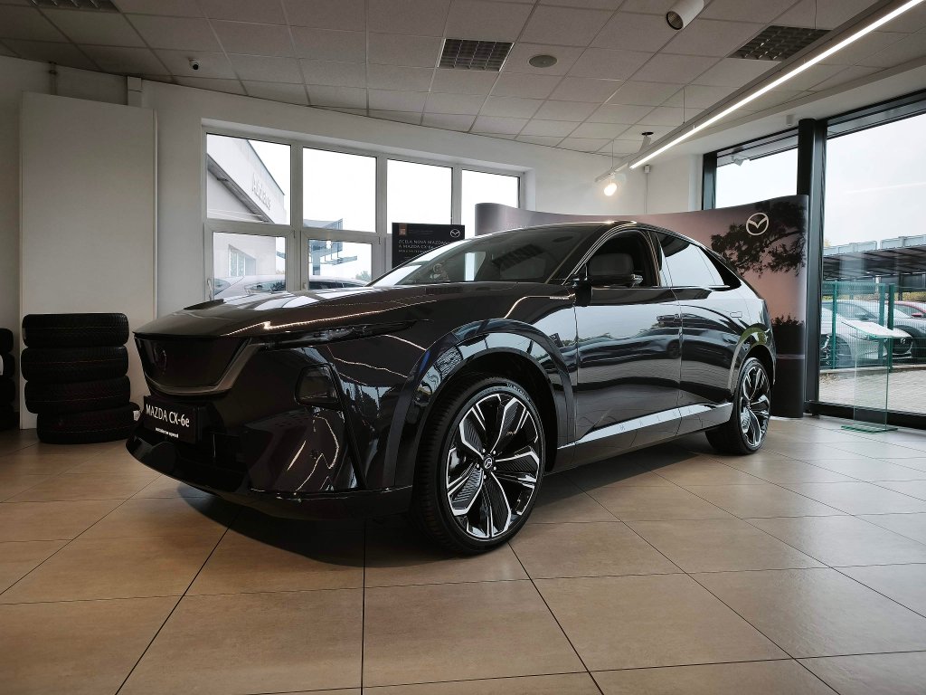 Mazda CX-6e
